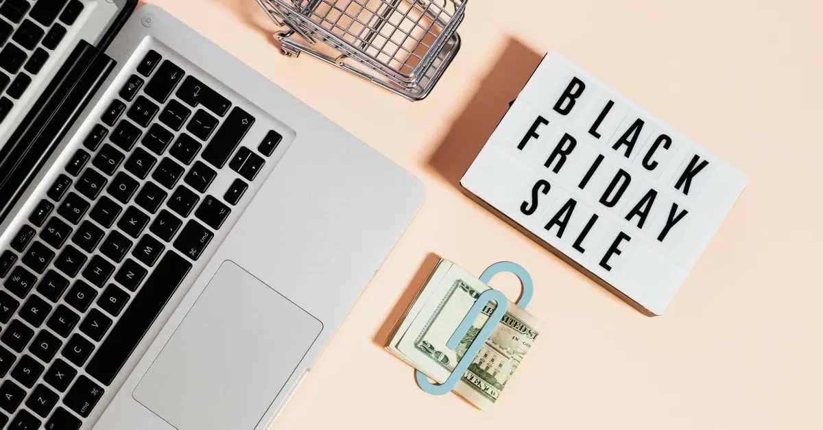 How to Safely Navigate Black Friday Sales Online